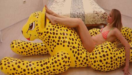 Alla blows off a big inflatable cheetah!!!