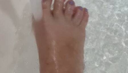 Washing dirty feet