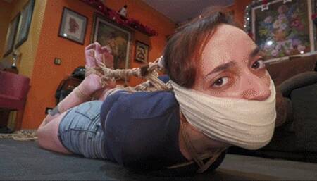 Margout tied up and gagged by Liricaa the catsuit burglar! (ENGLISH)