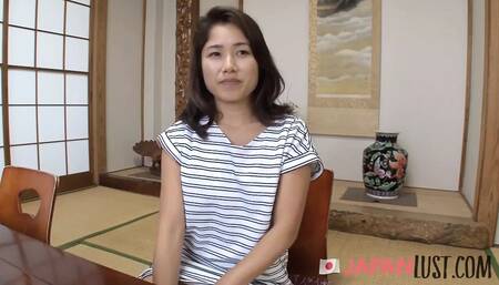Petite Japanese Cougar Gets Big POV Creampie