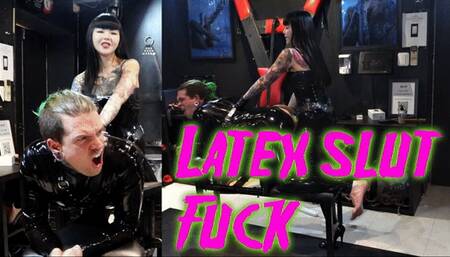 Latex Slut fuck with Patricia #pegging @mazmorbidfetish
