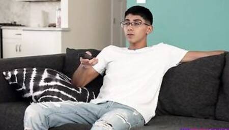 Stepsister Left A Dripping Spot On My Pants - S18:E10