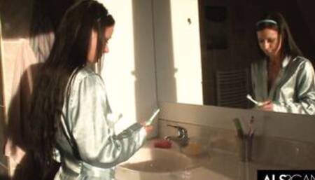 Melissa Mendini Uses Her Electric Toothbrush to Get Herself Off Thot two