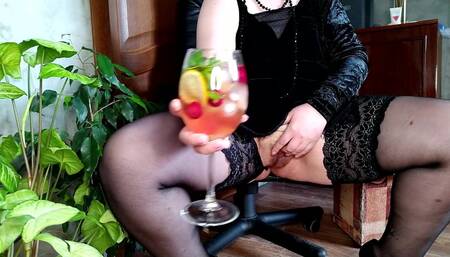 Russian milf and her natural cocktail