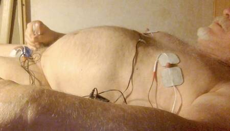 Slapping my balls and beating off to orgasm with 24 volts of estim on my dick, balls & nipples,