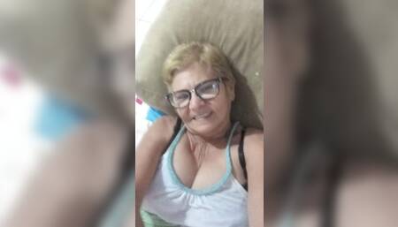 75 year old lady Olys likes to fuck and feel the cock inside her