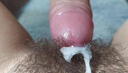 CUM LOTS OF CUM ON HAIRY PUSSY