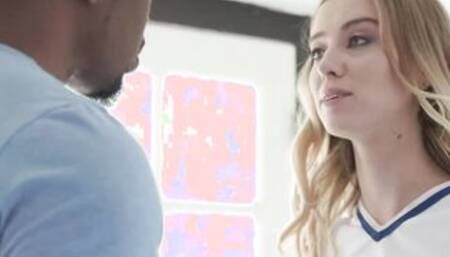 Cheerleader Haley Gets Spread Out two