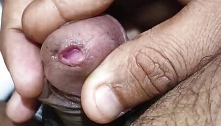 Company ke toilet me masturbation karte hue