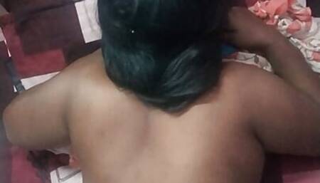 Madurai college girl showing back hot with panties