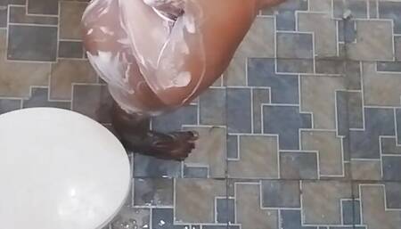 Switalice Daisy Being Recorded In The Shower And Playing With Her Trimmed Pussy