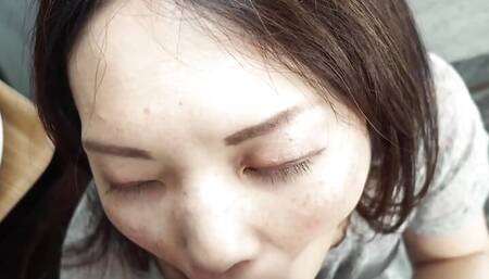 Asian mom offers her pussy and blowjob for breakfast