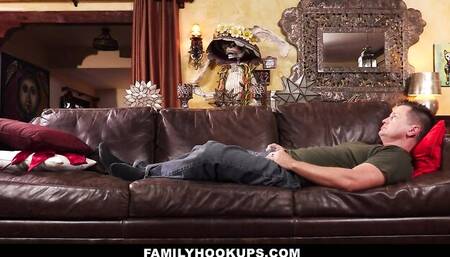 Voluptuous Britney Amber's silicone tits xxx