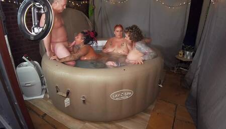 Hot tub Fun with 3 MIlfs and a DILF