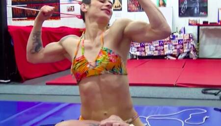 Luna Vs Emma:a playful but efficient bondage wrestling wmv