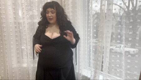 Secretly FATTENED by my boyfriend, & none of my clothes fit now!