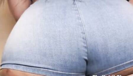 wow so damm thick gigantic booty yellabone bellatrice plowed big black dick king kreme