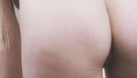 Lilly Bell has had the hots for her roommate Seth Gamble for a while now, but there's just one problem: