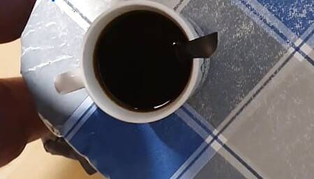 Masturbate cumshot in coffee