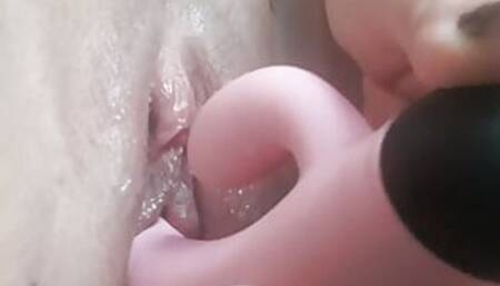So whore and hot that I start to put my fingers