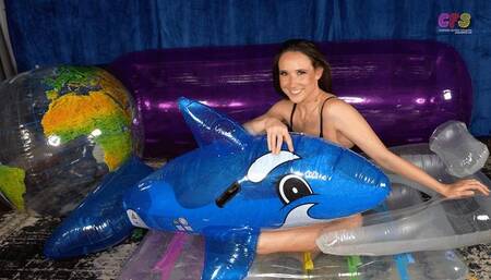 Faith Inflates 2 Inflatables by Mouth 4K (3840x2160)