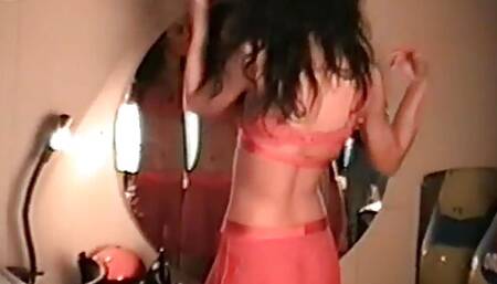 The first audition of Noemi the beautiful girl today a pornstar who masturbates her shaved pussy with a sex toy