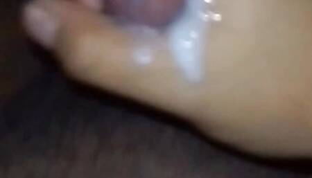 Giving my stepmother's slut a delicious facial, she likes to eat the semen