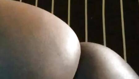 Black Slut Shows Pussy On Cam For The First Time