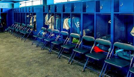 I Masturbate In The Locker Room While They All Shower After The Match
