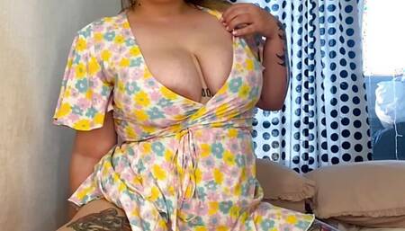 hot curved babe makes it hot in a beautiful dress