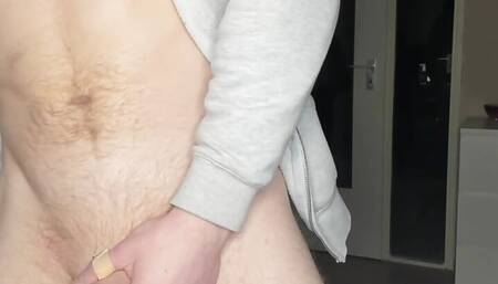 HOT FIT GERMAN GUY WITH BIG UNCUT COCK CUMING IN GLASS