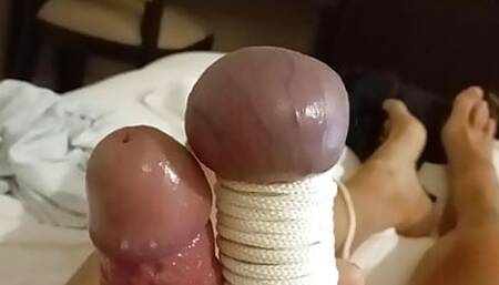Bondage des couilles
