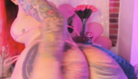 Curvy Redhead Hardly Blow Her Dildo