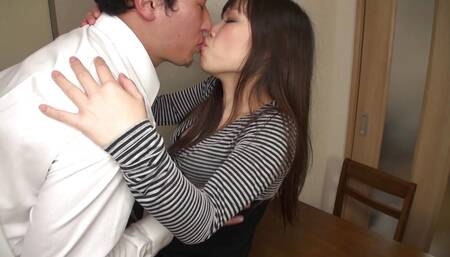 SLUT ENJOYS A DILDO RUB ON CLIT BEFORE A HARD FUCK