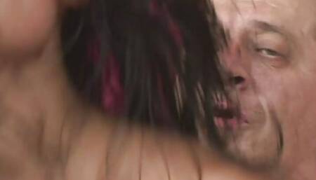 HOT GIRL GETS A HUGE DICK DEEP INSIDE HER SHAVED PUSSY