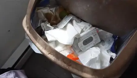 Trash Gagging - Garbage Fetish Porn Videos (21) - FAPSTER