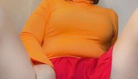 Velma's CREAMY Pussy Craves Fred! Pawg Velma Cums to Her Fantasy, While Talking Dirty to Fred. PARODY PORN