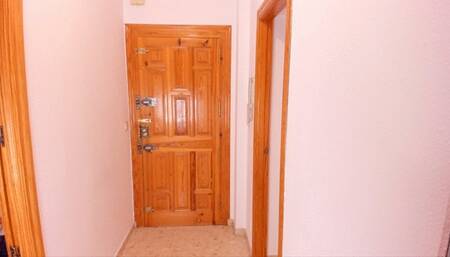 SEXY RUSSIAN MATURE BLONDE BABE FUCKS PIZZA DELIVERY GUY