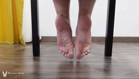 Bare MILF Feet Under Chair