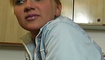 Two sexy looking lesbians from Germany sharing a big cumshot