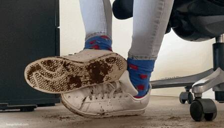 MUDDY WHITE ADIDAS SNEAKERS - MOV HD