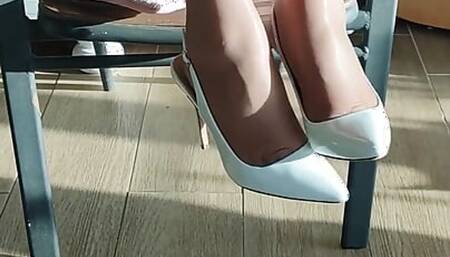 Pantyhose grey and heels White