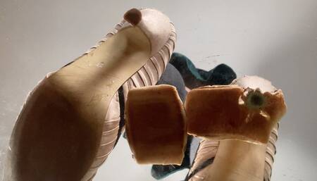 A Crushing Dreams comes true - St Patricksday Special - Cinnamon Roll crush in Overknee socks and Heels - Underglass and bottom views - HD