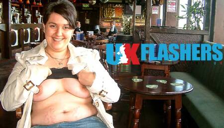 Shameless British BBW flashing Huge Tits everywhere at UK-Flashers