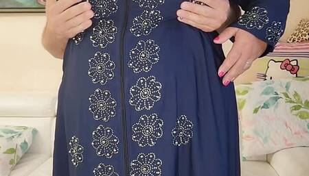 Real Amateur BBW Mature Granny kissing and making out with her Lover.