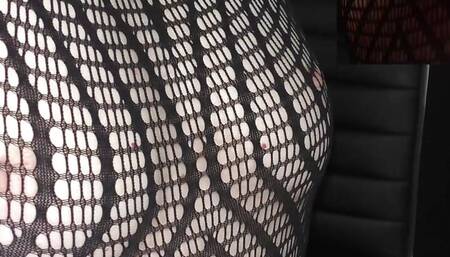 I love these beautiful natural breasts in sexy lingerie.