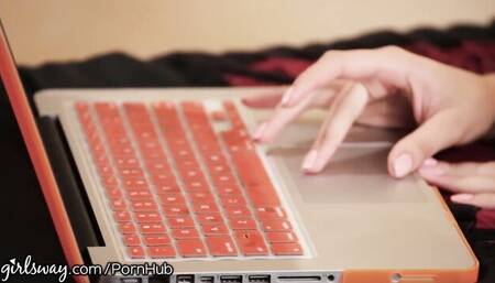 Dillion and Lana's orgasm scene