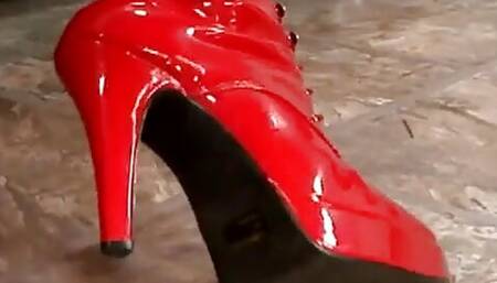 Blonde Busty Babe Brooke Haven Has Hot Sex with a Hung Stud  - Perv Milfs n Teens