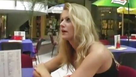 Sandra Del Marco Has Her Ass And Pussy Stretched Open By Her Lovers Fingers feat. Sandra Demarco,Karl Kinkaid - Perv Milfs n Tee