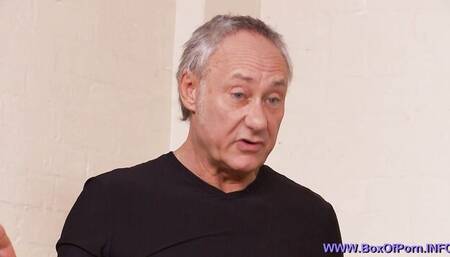 Watch freely doxie's movie